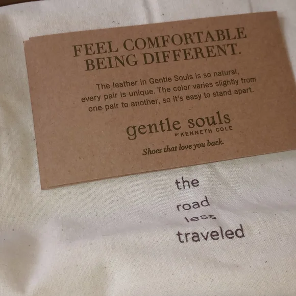 Kenneth Cole Leopard Print Flats - Picture 5 of 6